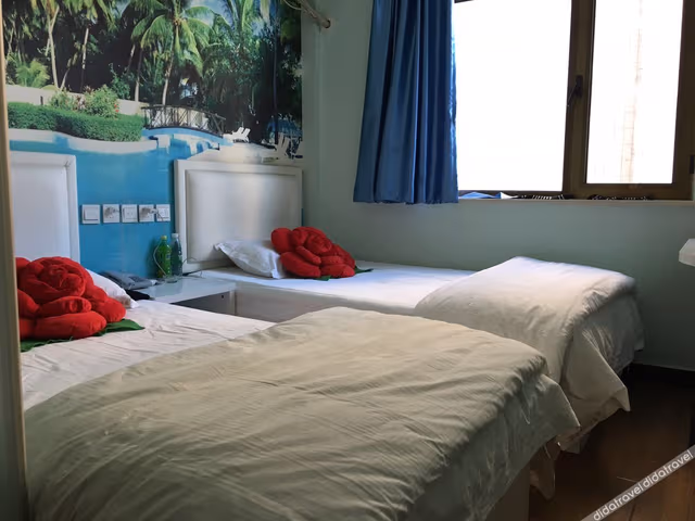 Guestroom (2 beds)