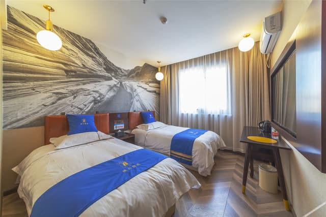 Superior Room (2 beds)