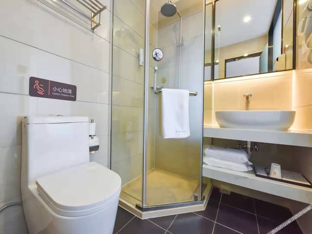 Boutique Queen Room