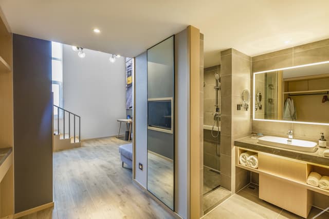 Sunshine Duplex Room (Double Bed)