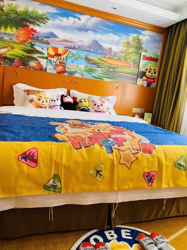 Family-friendly Queen Room