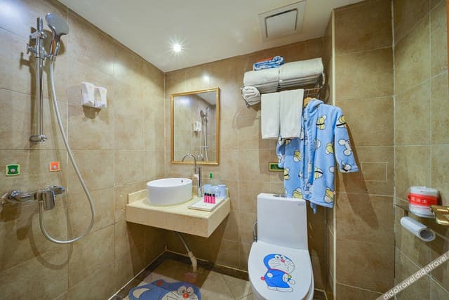 Family-friendly Queen Room