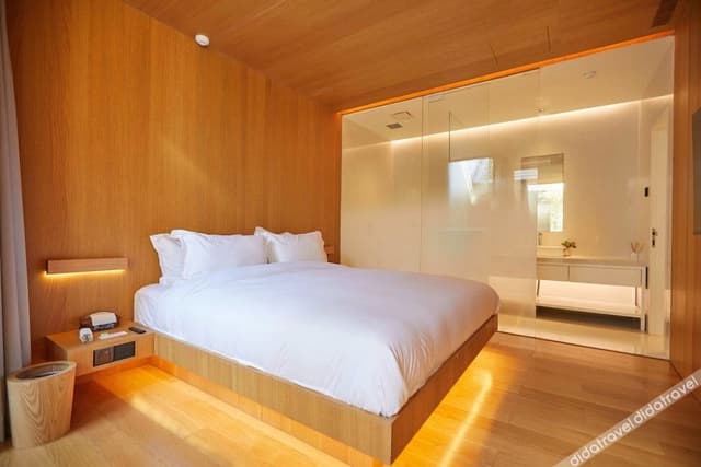 Hutong Scenic Double Bed Room