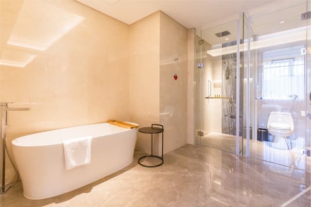 Business suite