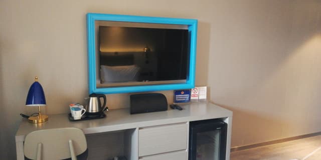 City Room - Double Occupancy (Double bed) (Large window)