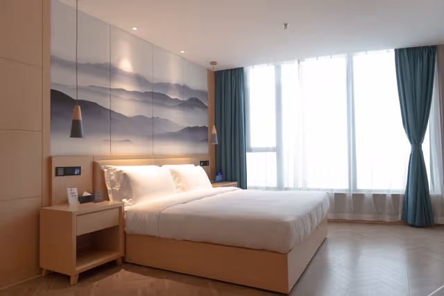 Elegant Queen Room