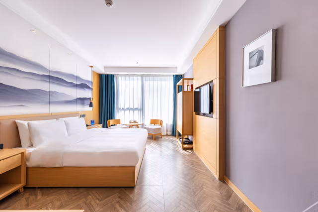 Elegant Queen Room