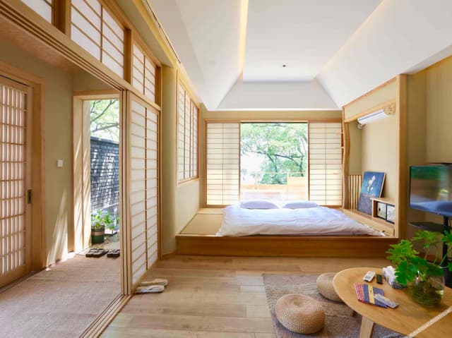 Mountain-View Tatami Room With Private Hot Spring And Small Courtyard