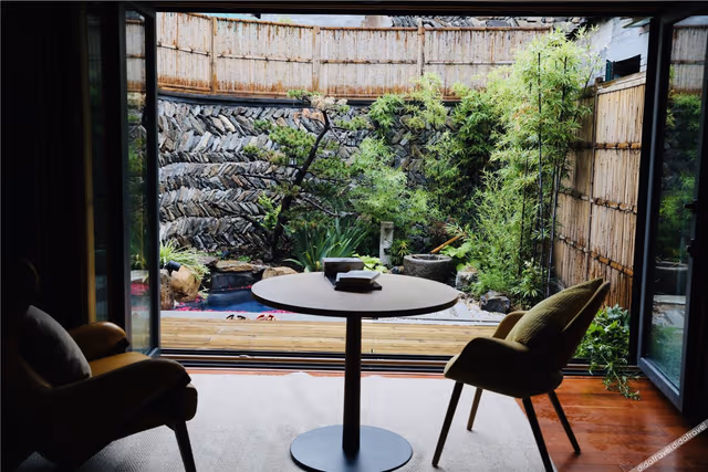 Mountain-View Room With Private Hot Spring And Courtyard
