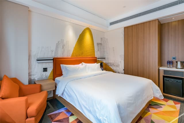 Huanpeng Suite