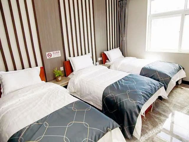 Guestroom - Triple Occupancy