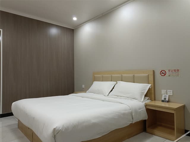 Cozy Double Room (No window)