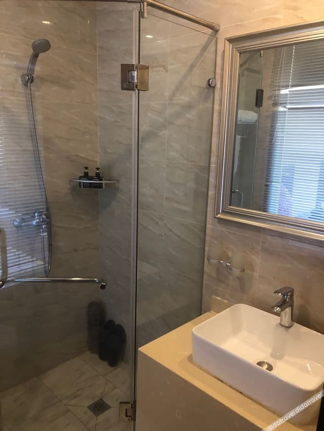 Business Room (2 beds)