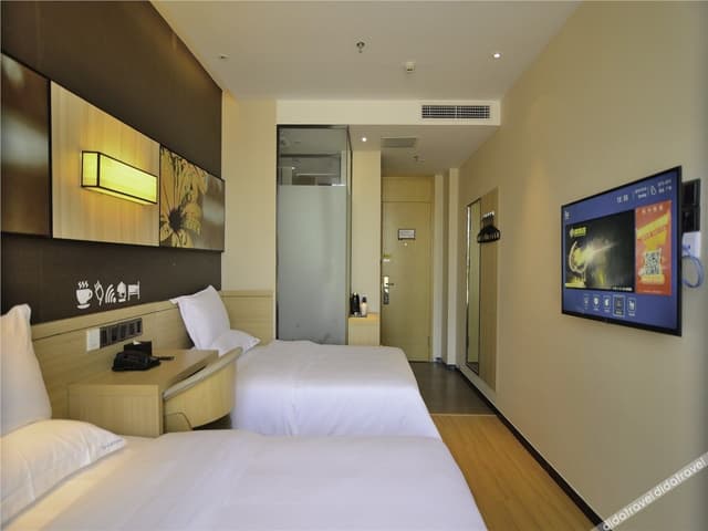 Xiao U Exquisite Twin Room