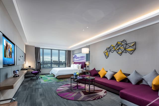 Huanpeng Suite