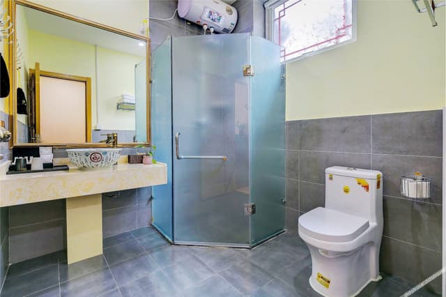 Continental-style Deluxe Double Room
