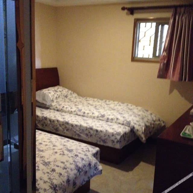 Selected Room (2 Beds)