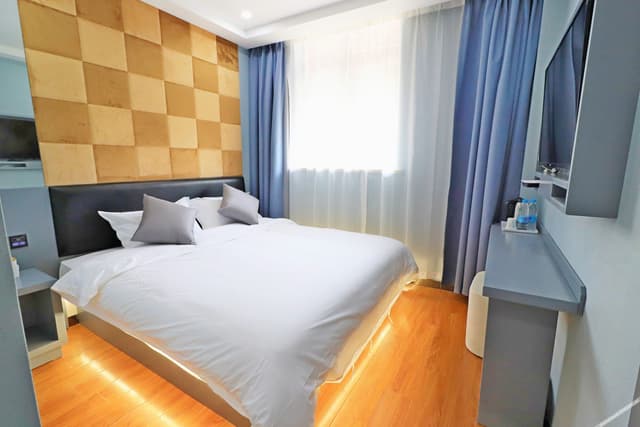 Business Double Room