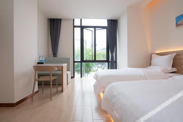 Guestroom (2 beds)