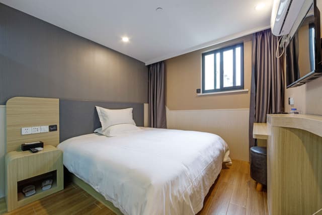 Superior Queen Room
