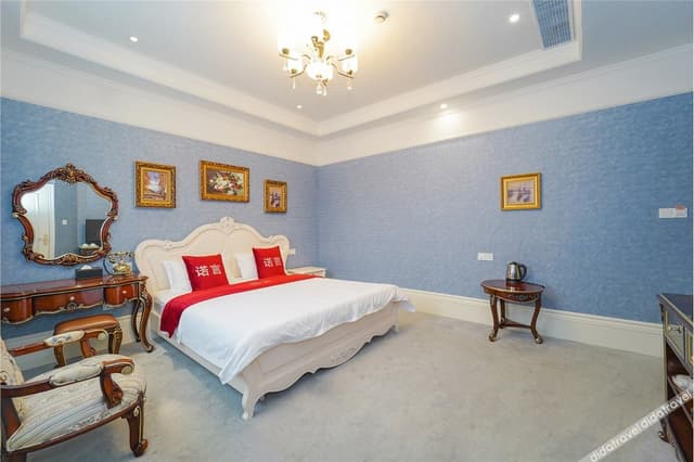 French-Style Deluxe Room (Double bed)
