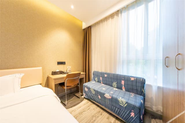 Deluxe Room (2 Beds)