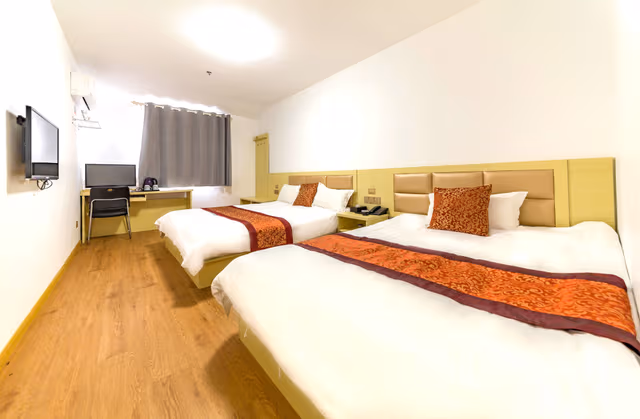Business Standard Room