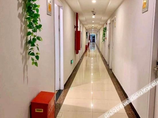 95 เหยียนอู่โห่ว โฮเทล (สาขาเมืองมหาวิทยาลัยซงเจียง เซี่ยงไฮ้) (95 Yanwuhou Hotel (Shanghai Songjiang University Town Branch))2