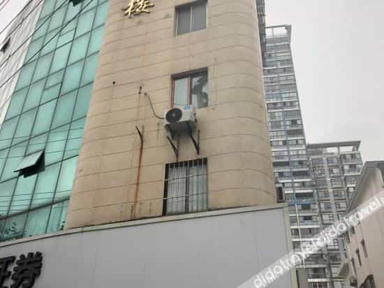 Shanghai Heqiju Hotel