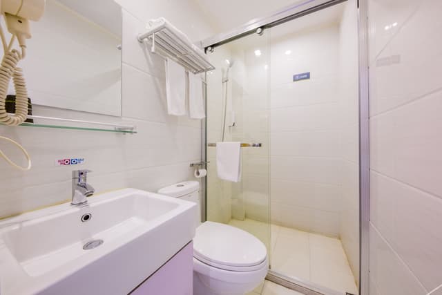 Business Room (2 beds)