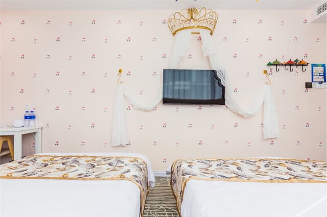 Guestroom - Triple Occupancy