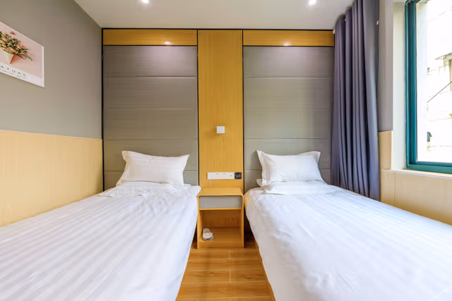 Guestroom (2 beds)