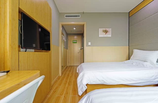 Guestroom (2 beds)