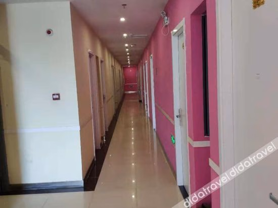 เหวยหลิง อี้ผิ่น โฮเทล (Weiling Yipin Hotel)4