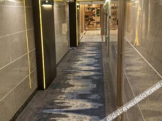เซี่ยงไฮ้ อี้จวี้ โฮเทล (Shanghai YiJu hotel)4