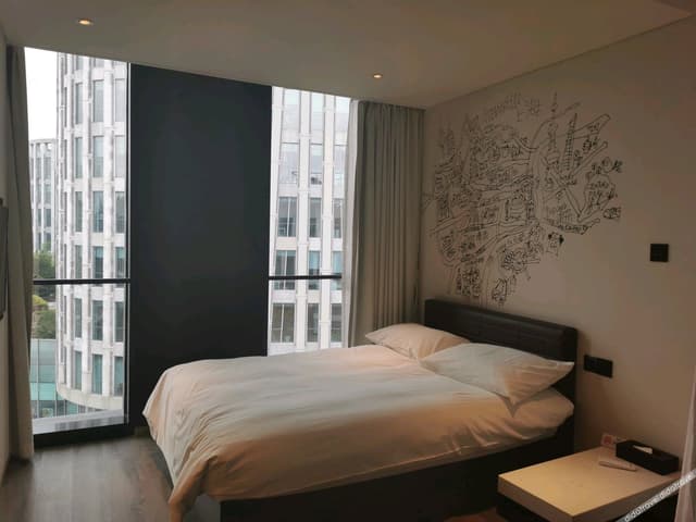 Multi-level Twin Room