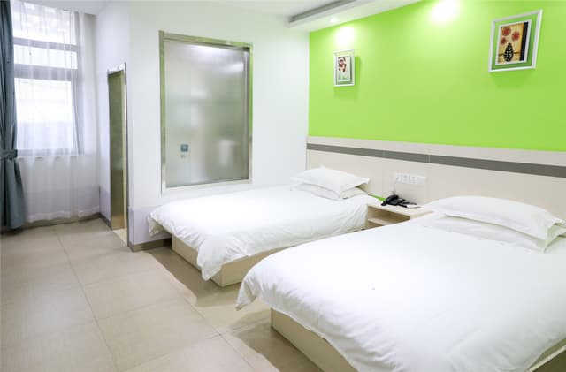 Business Room (2 beds)