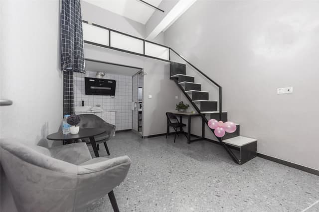 Duplex Loft (Double Bed)