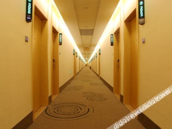 GreenTree Inn Business Hotel (Shanghai Baoshan Tieshan Road Youyi Road)3
