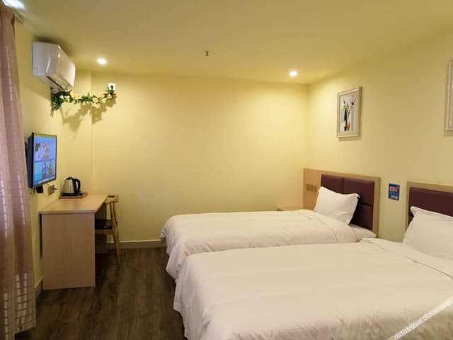 Deluxe Room (2 Beds)