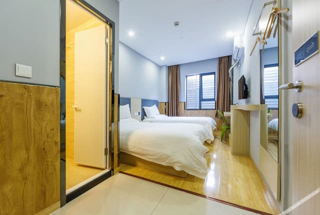 Guestroom (2 Beds)