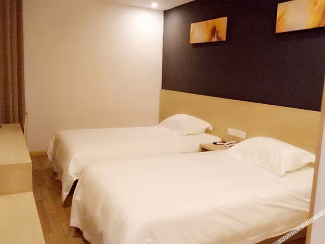 Twin Room A (Without window)