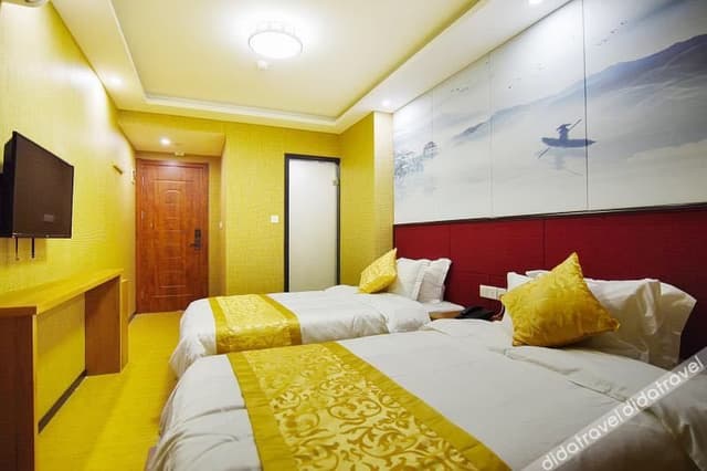 Business Room (2 Beds)