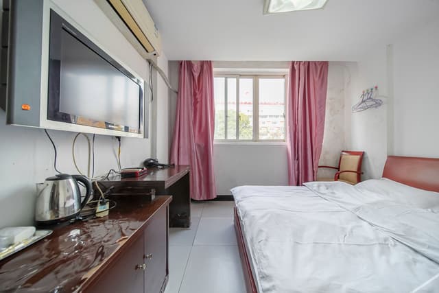 Standard Couples' Room
