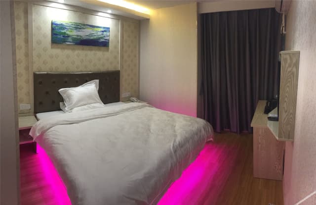 Romantic Double Room