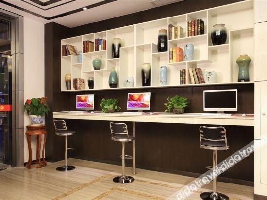 ที โฮม โฮเทล (T Home Hotel)2