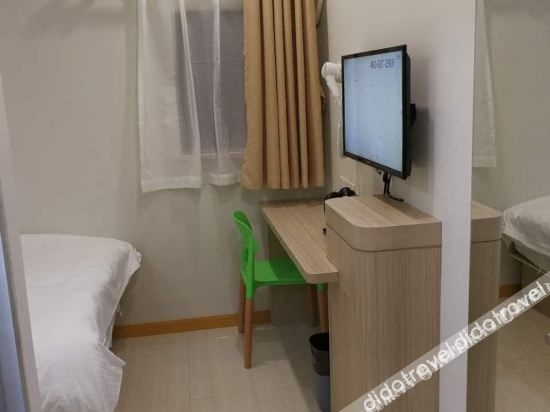 00 อินน์ เหลียงผิน โฮเทล (เซี่ยงไฮ้ จิ่นชาน วันด้า พลาซ่า) (100 Inn Liangpin Hotel (Shanghai Jinshan Wanda Plaza))1