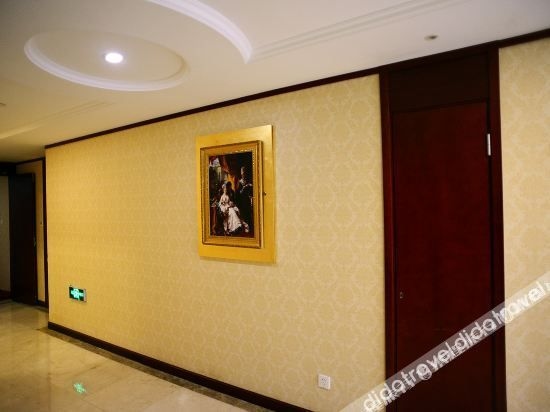 เวียนนา โฮเทล เซี่ยงไฮ้ เฟิงเซียน เซาท์บริดจ์ วันด้าพลาซ่า (Vienna Hotel Shanghai Fengxian South Bridge Wanda Plaza)2