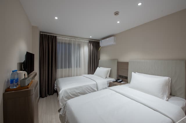 Guestroom (2 beds)