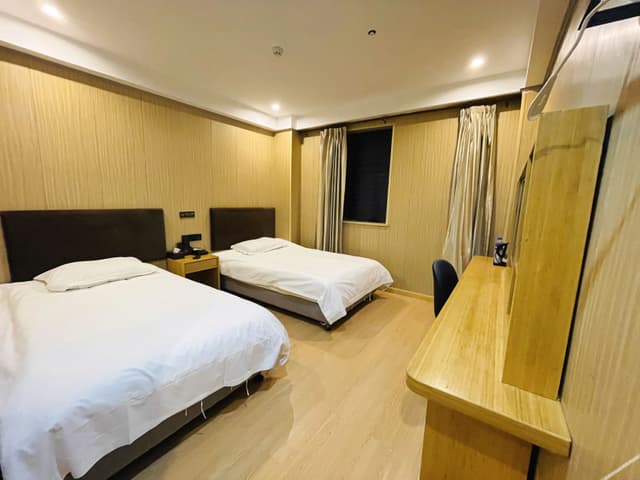 Standard 2-bed Room